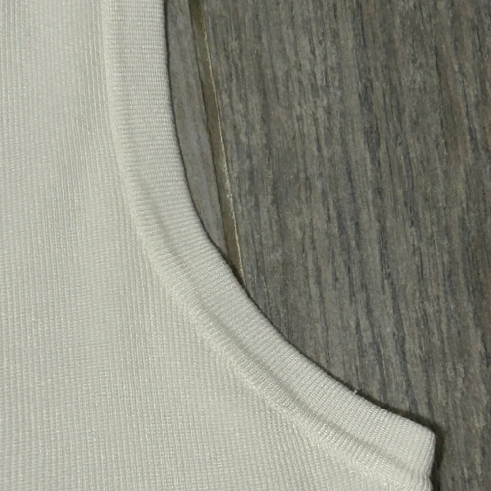 NWOT! Women's Madden Girl White Knit Sweater Vest - MEDIUM - Picture 7 of 9